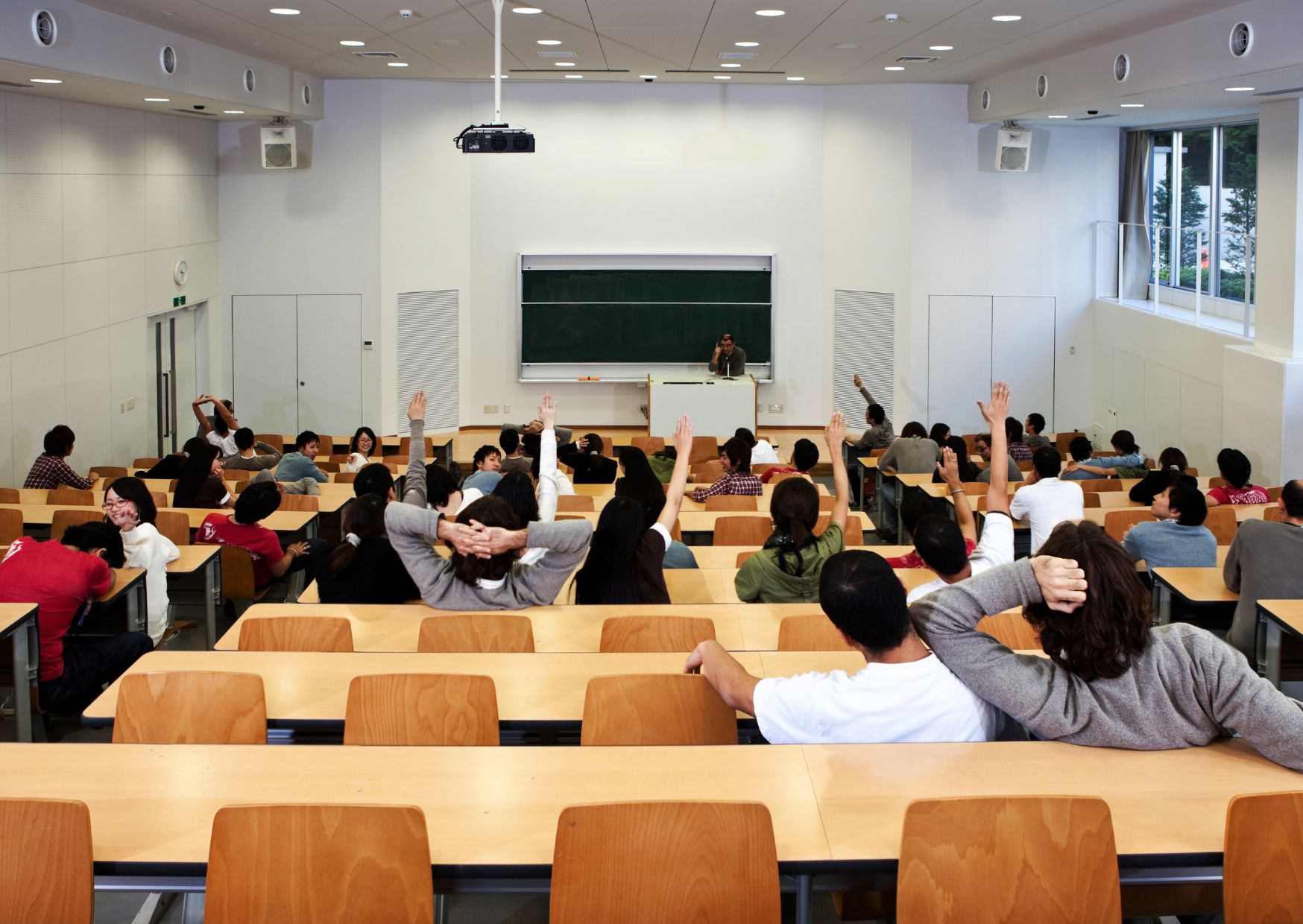 Studying at university in Italy: exams, dates, credits and courses