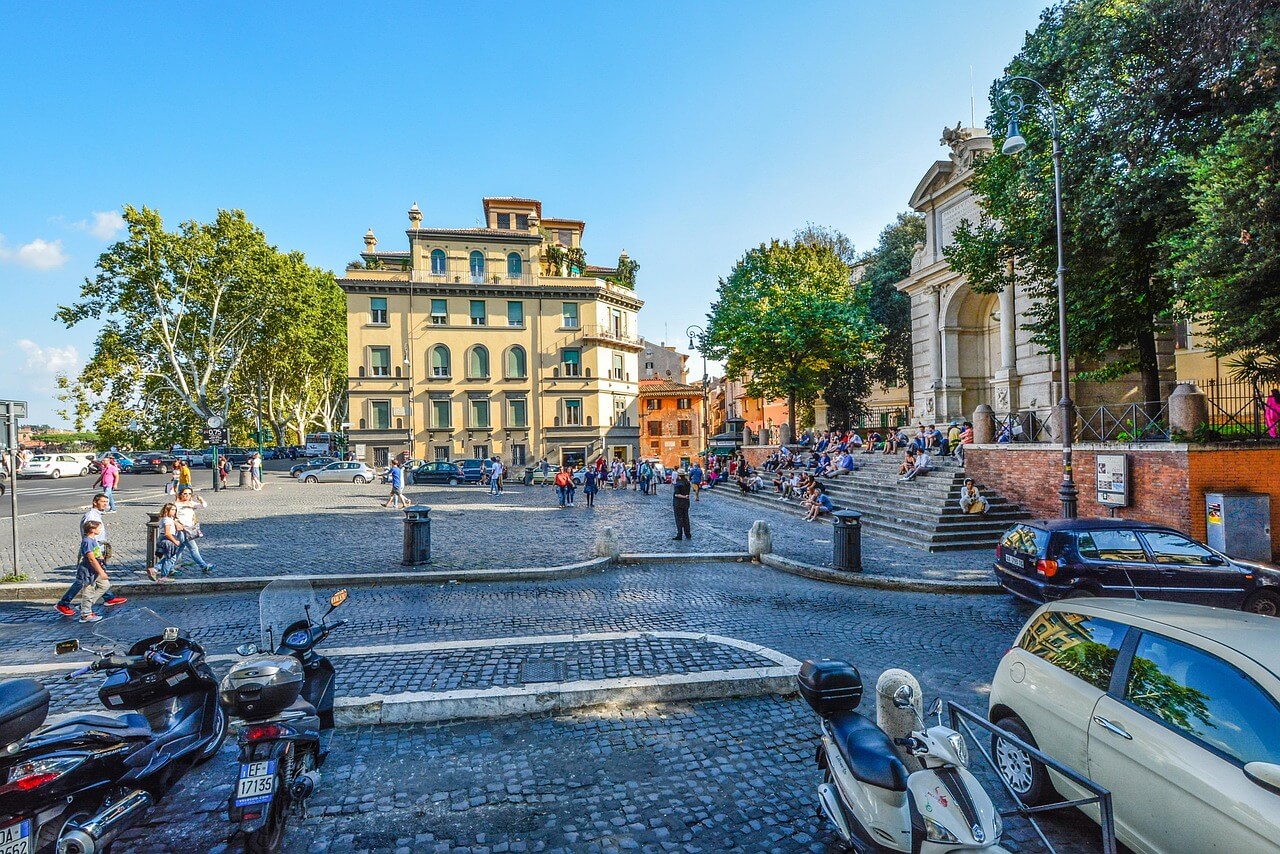 The best neighborhoods for students in Rome in 2026